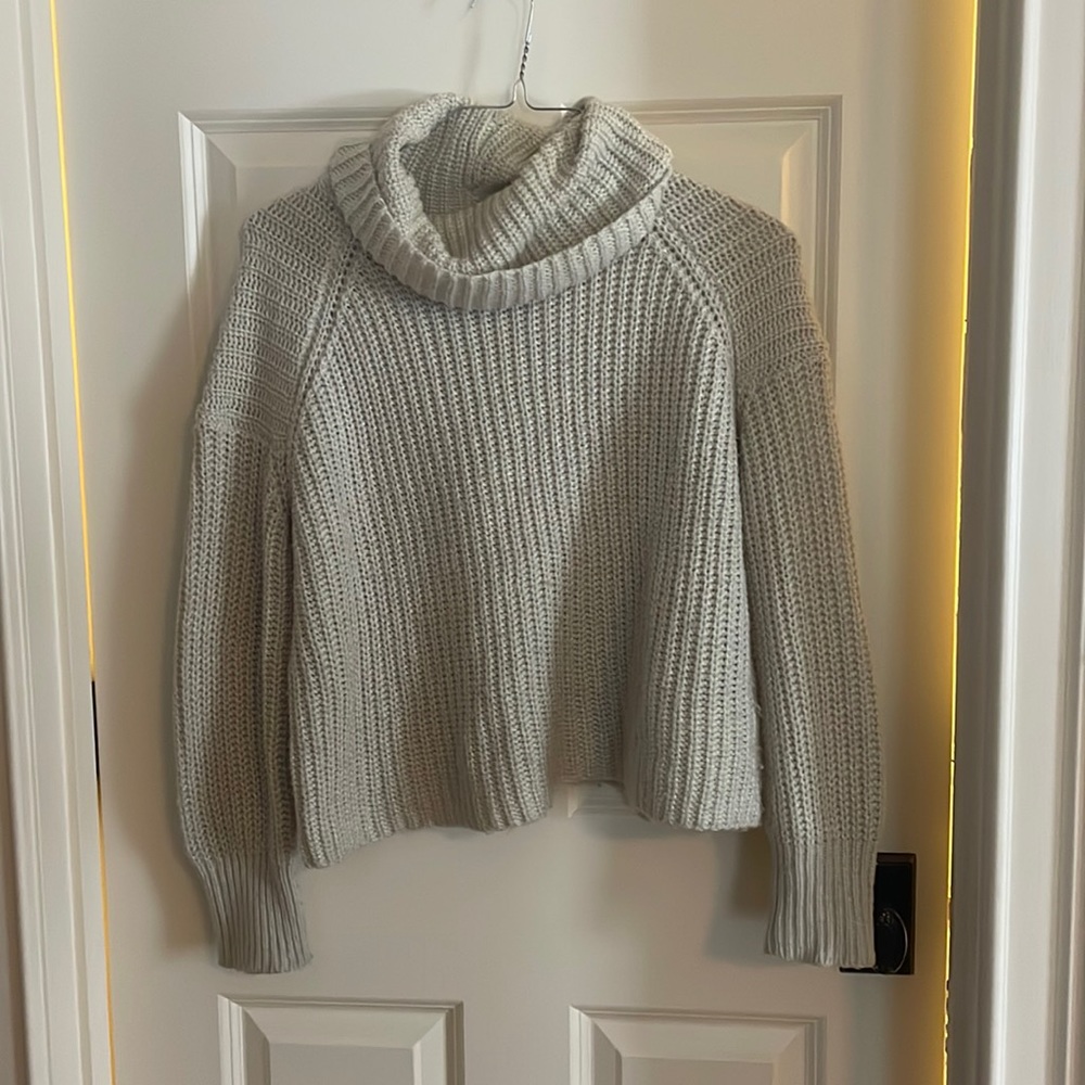 Chunky cream sweater